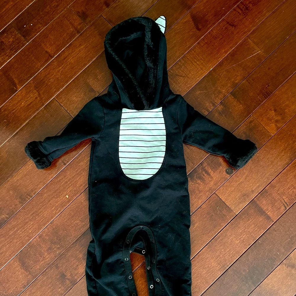 Baby cat Halloween costume size 6 to 9 months